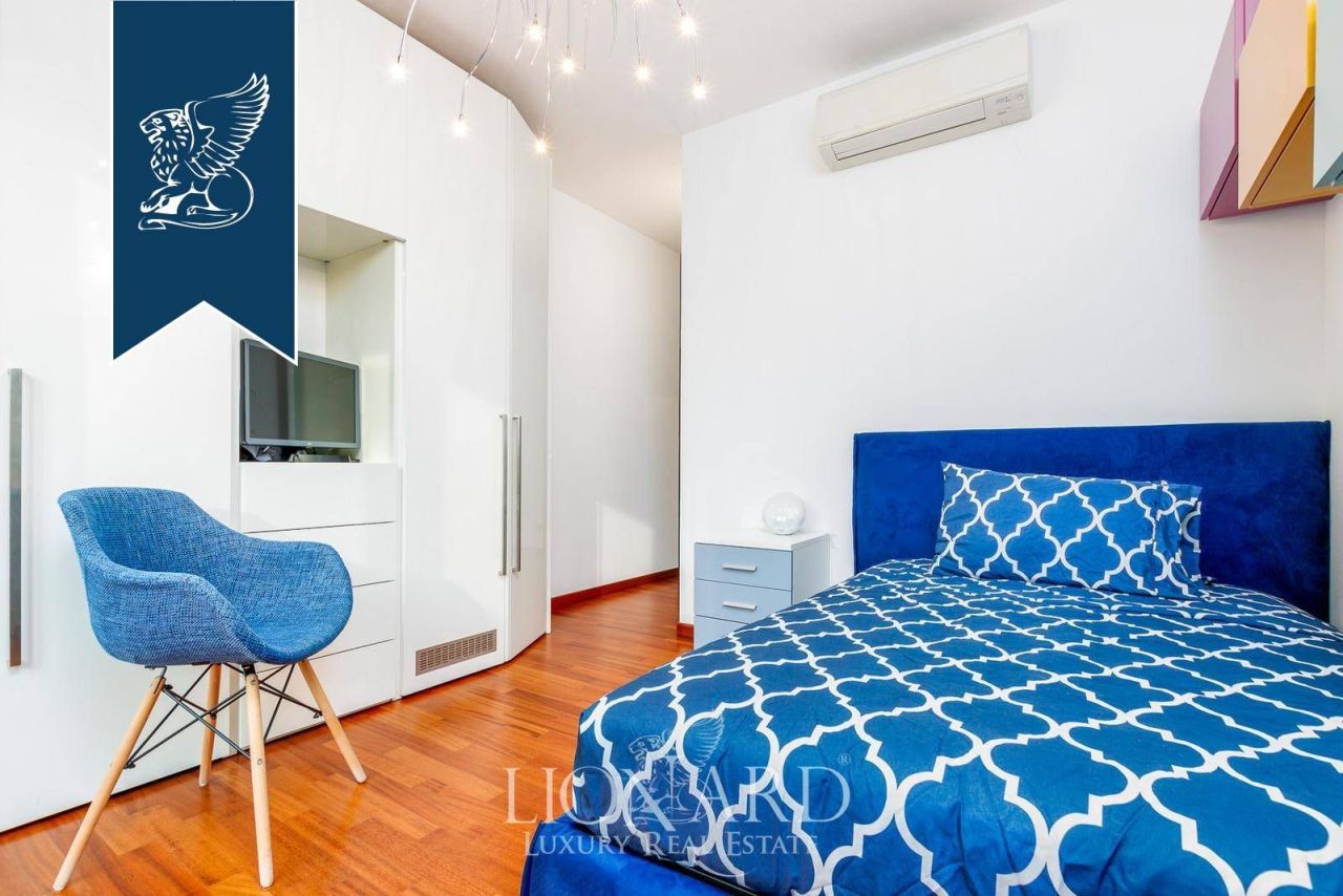 Appartamenti a Bergamo, Italia, 200 m² - foto 13