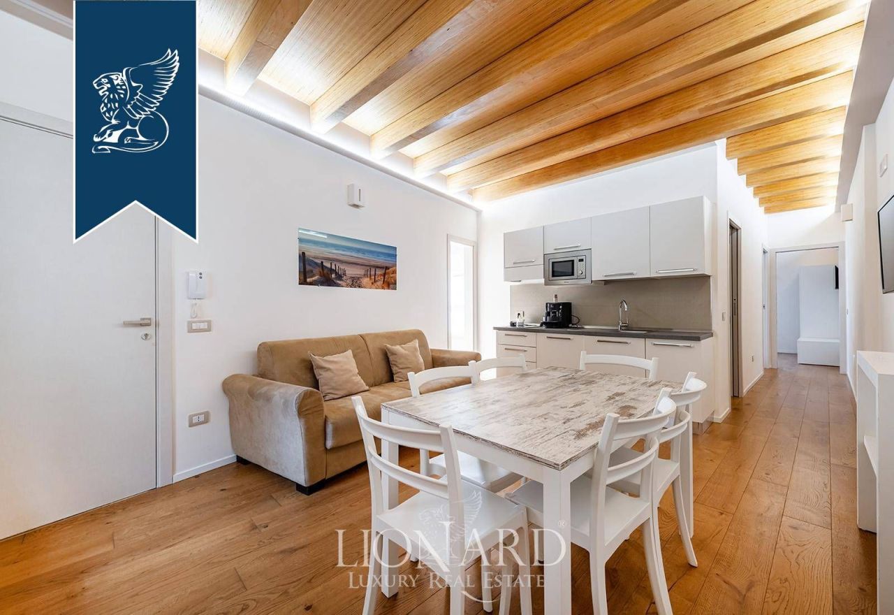 Casa en Monopoli, Italia, 700 m² - imagen 13