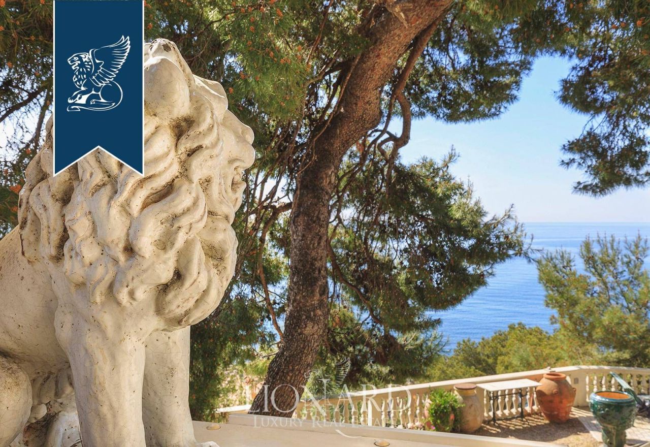 Villa à Imperia, Italie, 800 m² - image 13