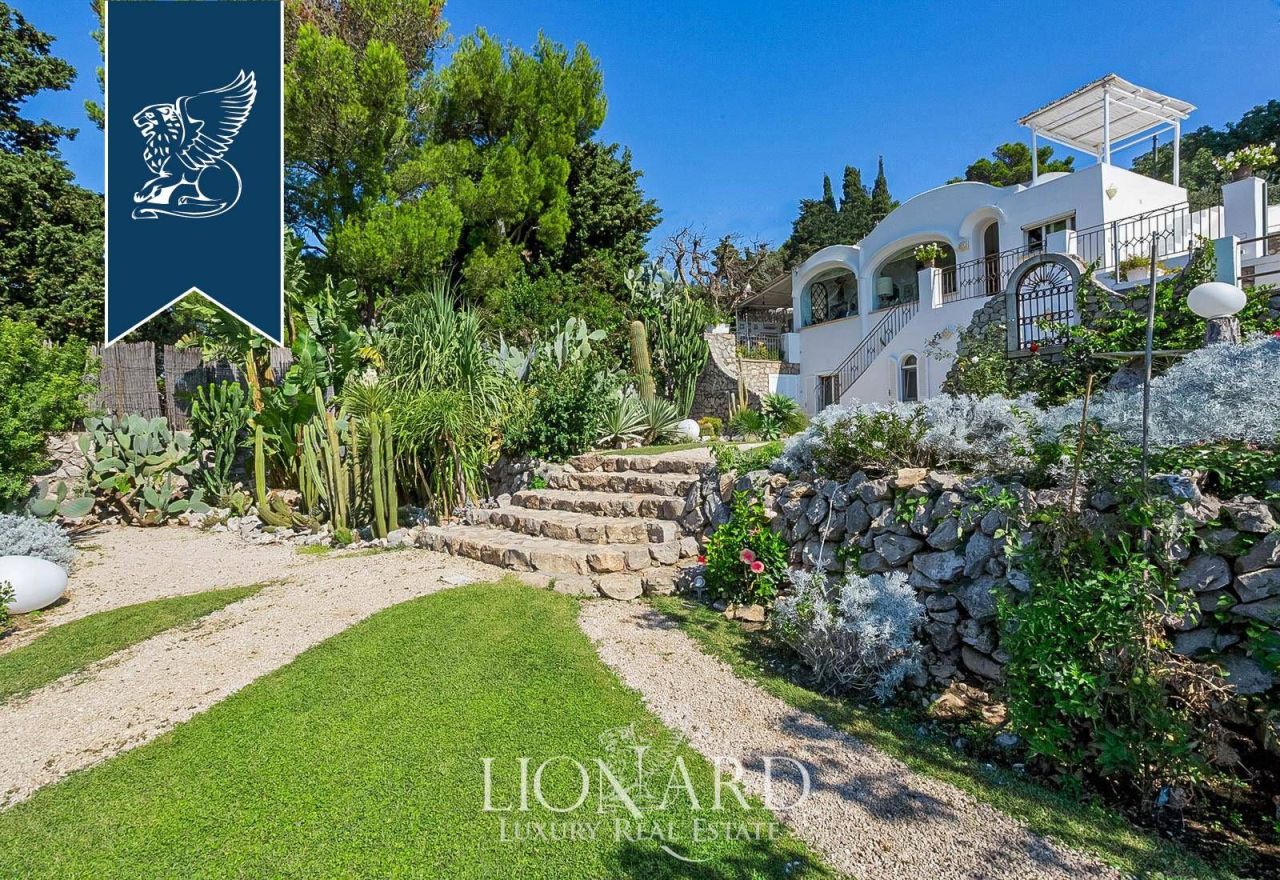 Villa a Napoli, Italia, 300 m² - foto 13