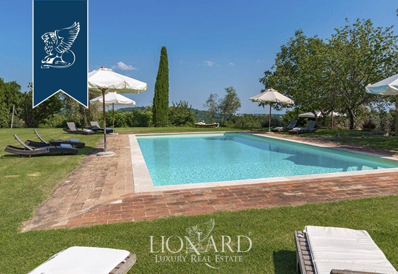 Villa en Sarteano, Italia, 560 m² - imagen 13