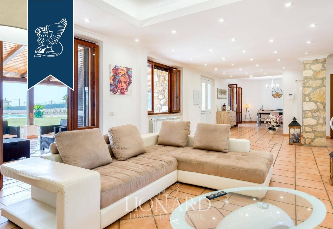 Villa à San Felice Circeo, Italie, 600 m² - image 13