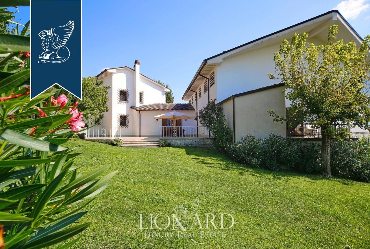 Villa in Verona, Italien, 1 000 m² - Foto 13