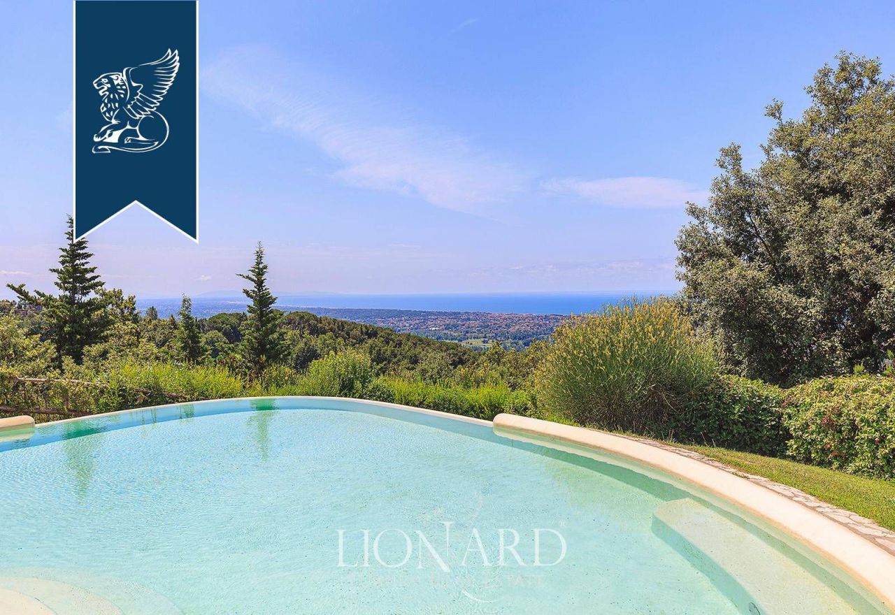 Villa à Montignoso, Italie, 900 m² - image 13