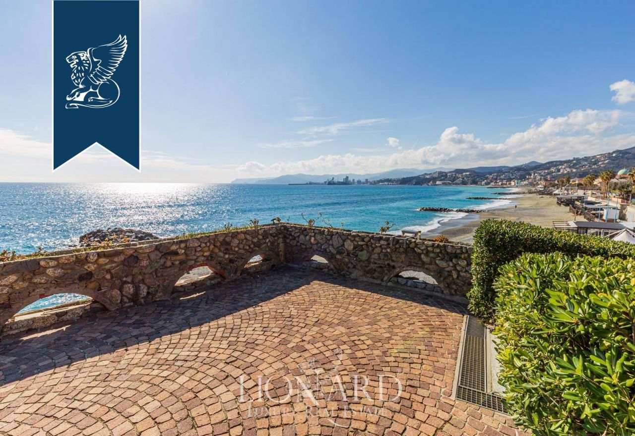 Villa a Savona, Italia, 600 m² - foto 13