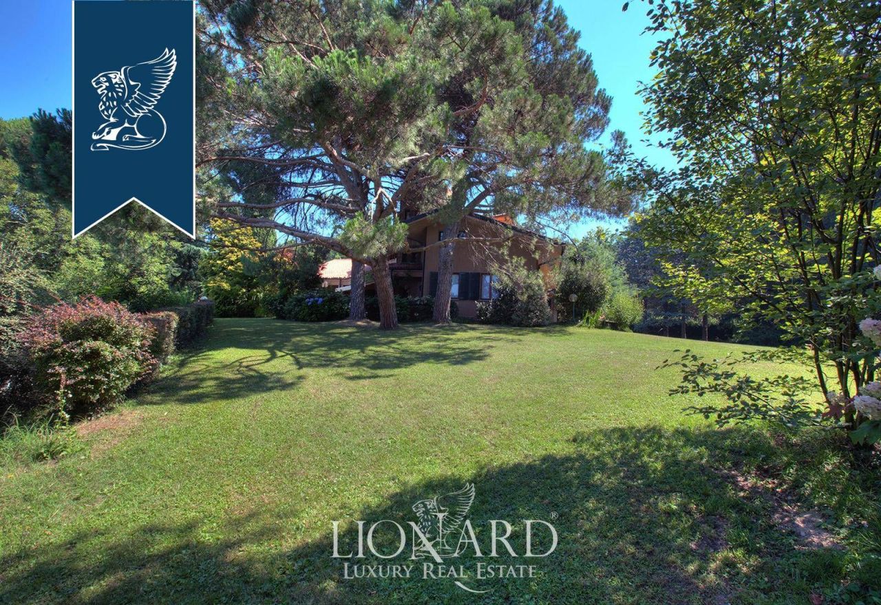 Villa en Lecco, Italia, 500 m² - imagen 13