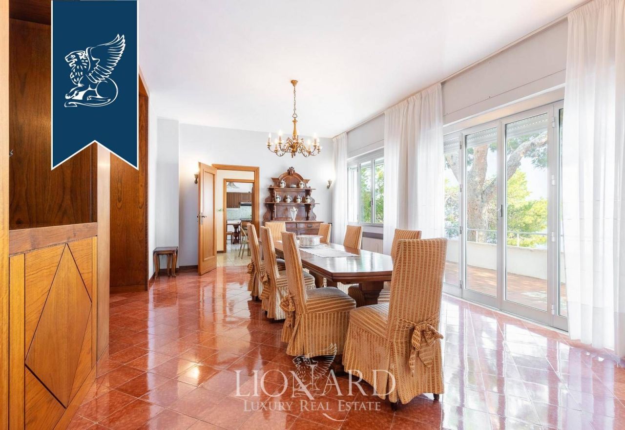 Villa à Bordighera, Italie, 750 m² - image 13