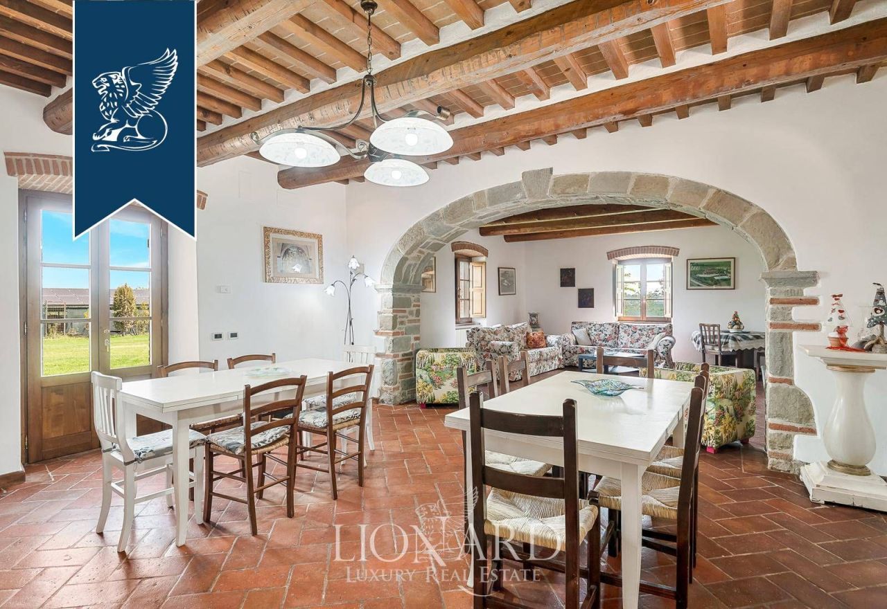 Villa à Lucignano, Italie, 570 m² - image 12