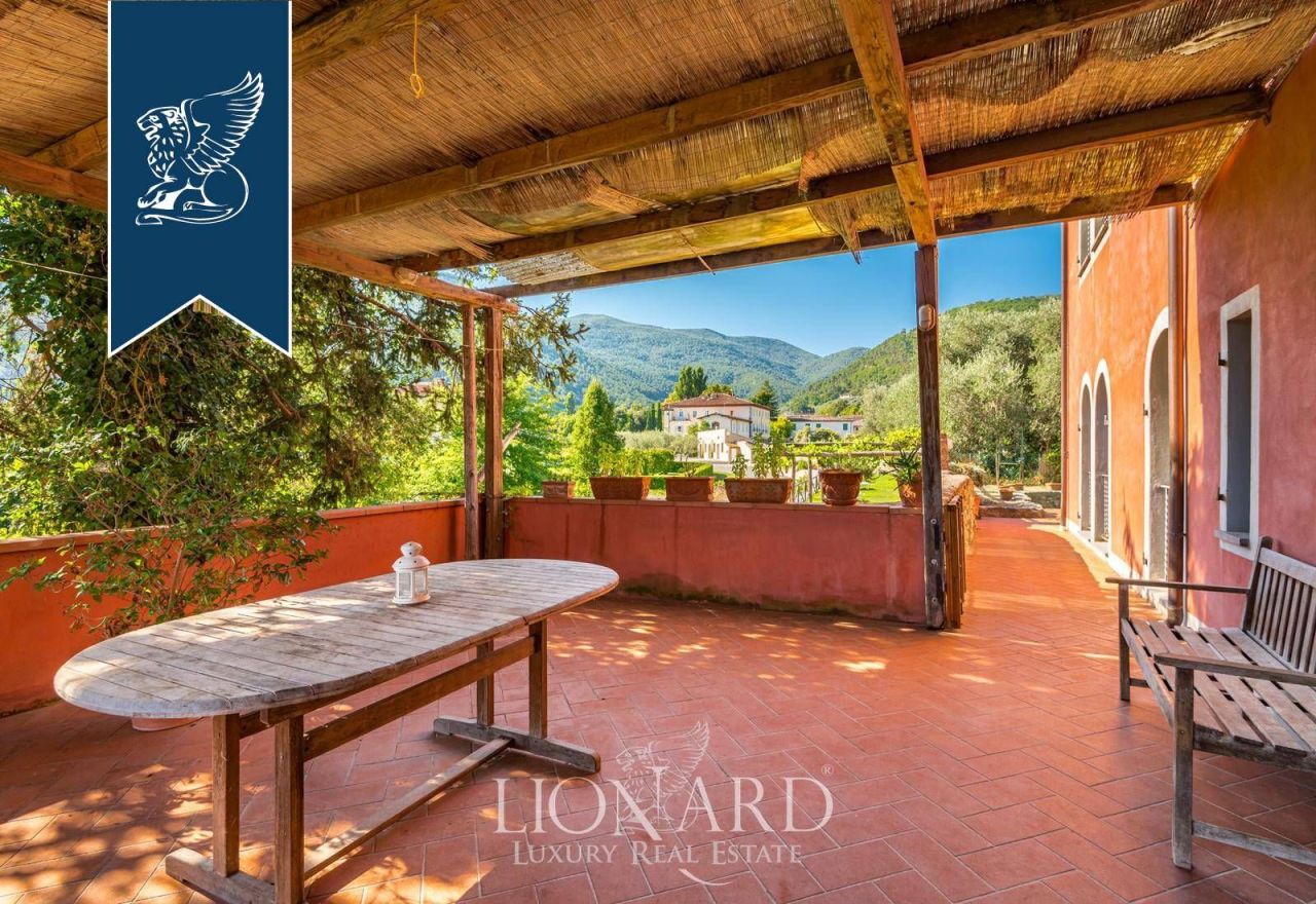 Villa in Capannori, Italien, 1 500 m² - Foto 12