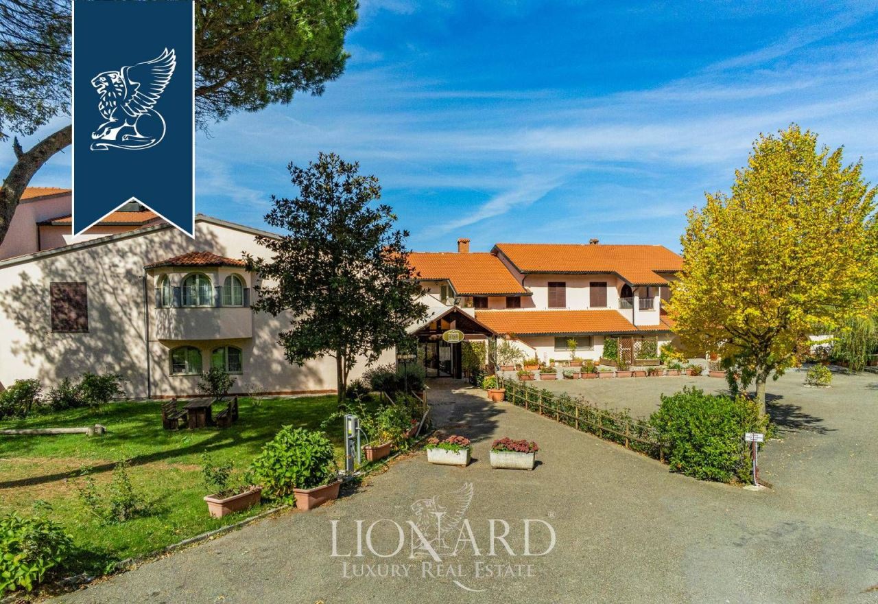 Hotel in Grosseto, Italy, 10 000 m² - picture 12