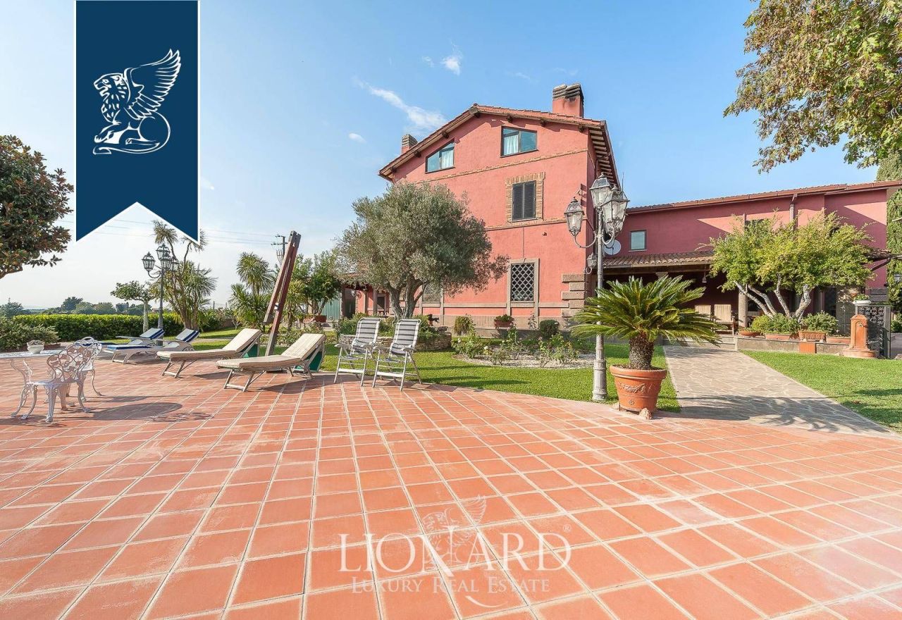 Villa in Rome, Italy, 1 596 m² - picture 12