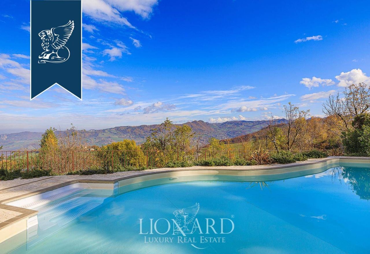 Villa a Modena, Italia, 1 200 m² - foto 12