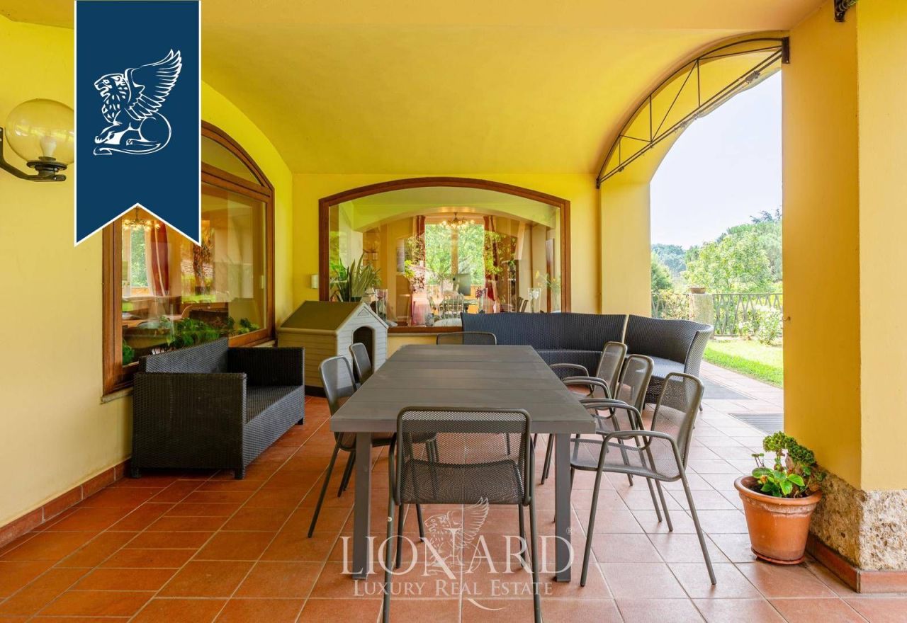 Villa a Carate Brianza, Italia, 850 m² - foto 12