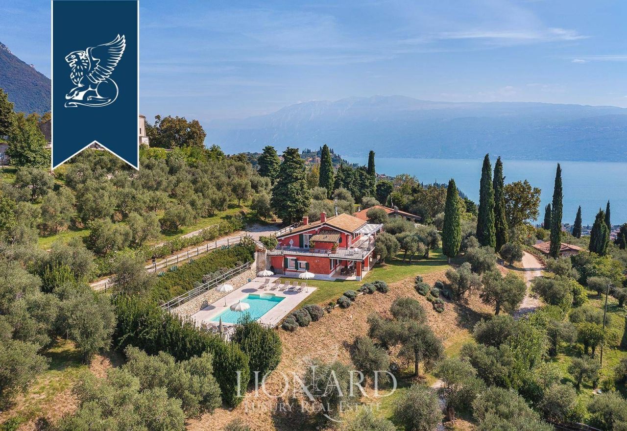 Villa in Brescia, Italy, 805 m² - picture 12