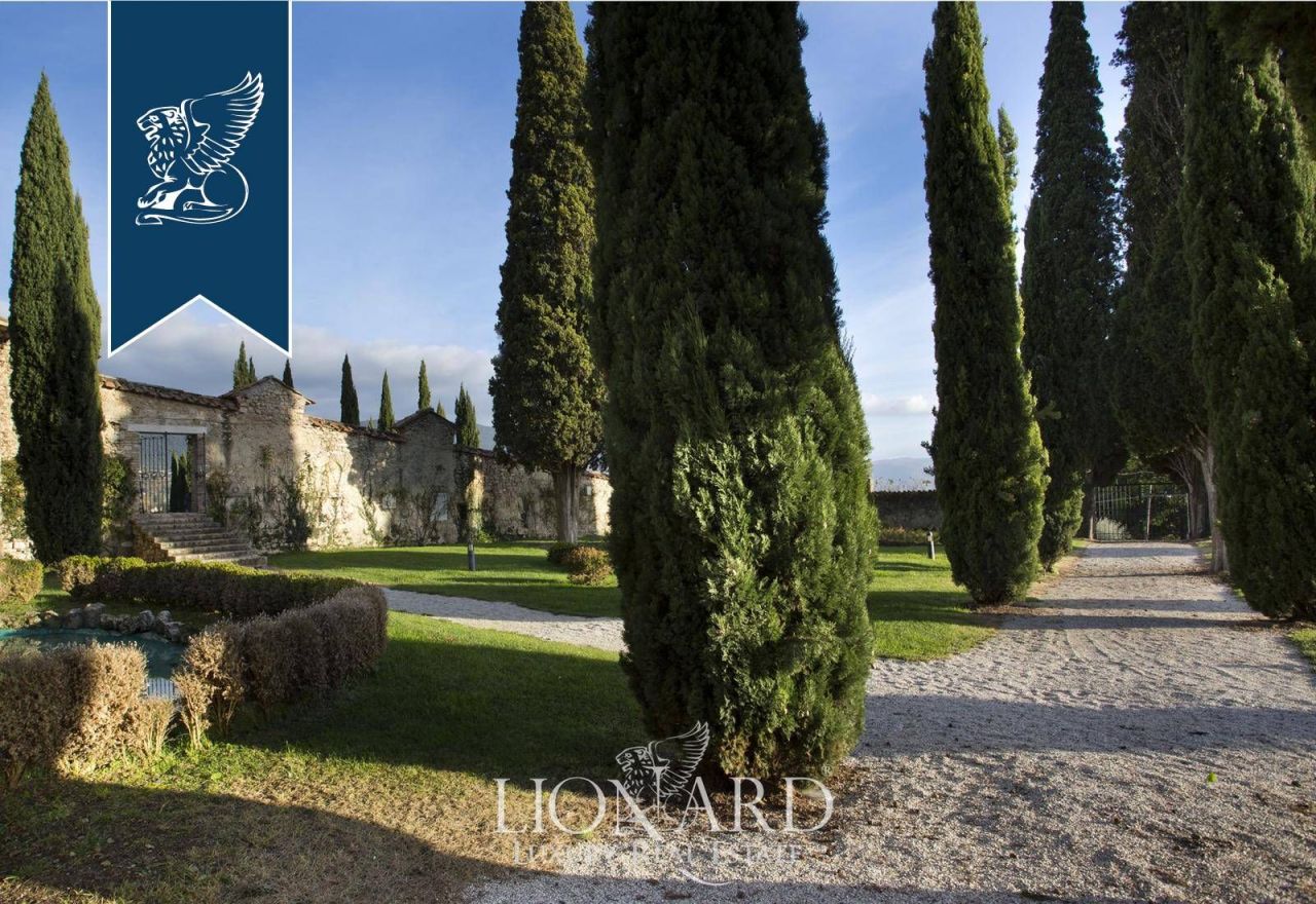 Villa en Perugia, Italia, 1 500 m² - imagen 12