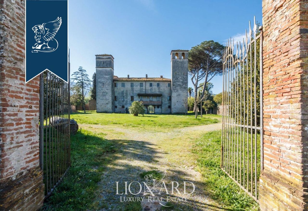 Villa en Capannori, Italia, 800 m² - imagen 12