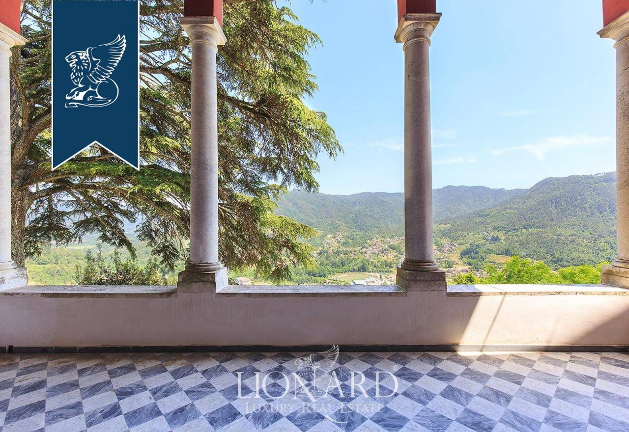 Villa in La Spezia, Italien, 2 000 m² - Foto 12