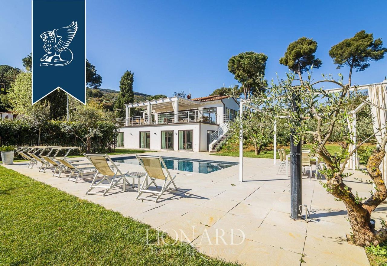 Villa in Livorno, Italy, 415 m² - picture 13