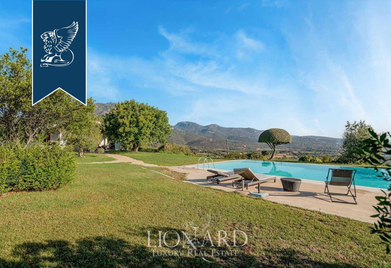 Villa à Olbia, Italie, 200 m² - image 14