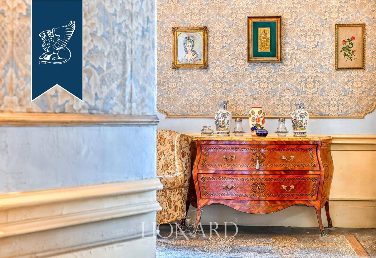 Villa a Napoli, Italia, 1 250 m² - foto 14