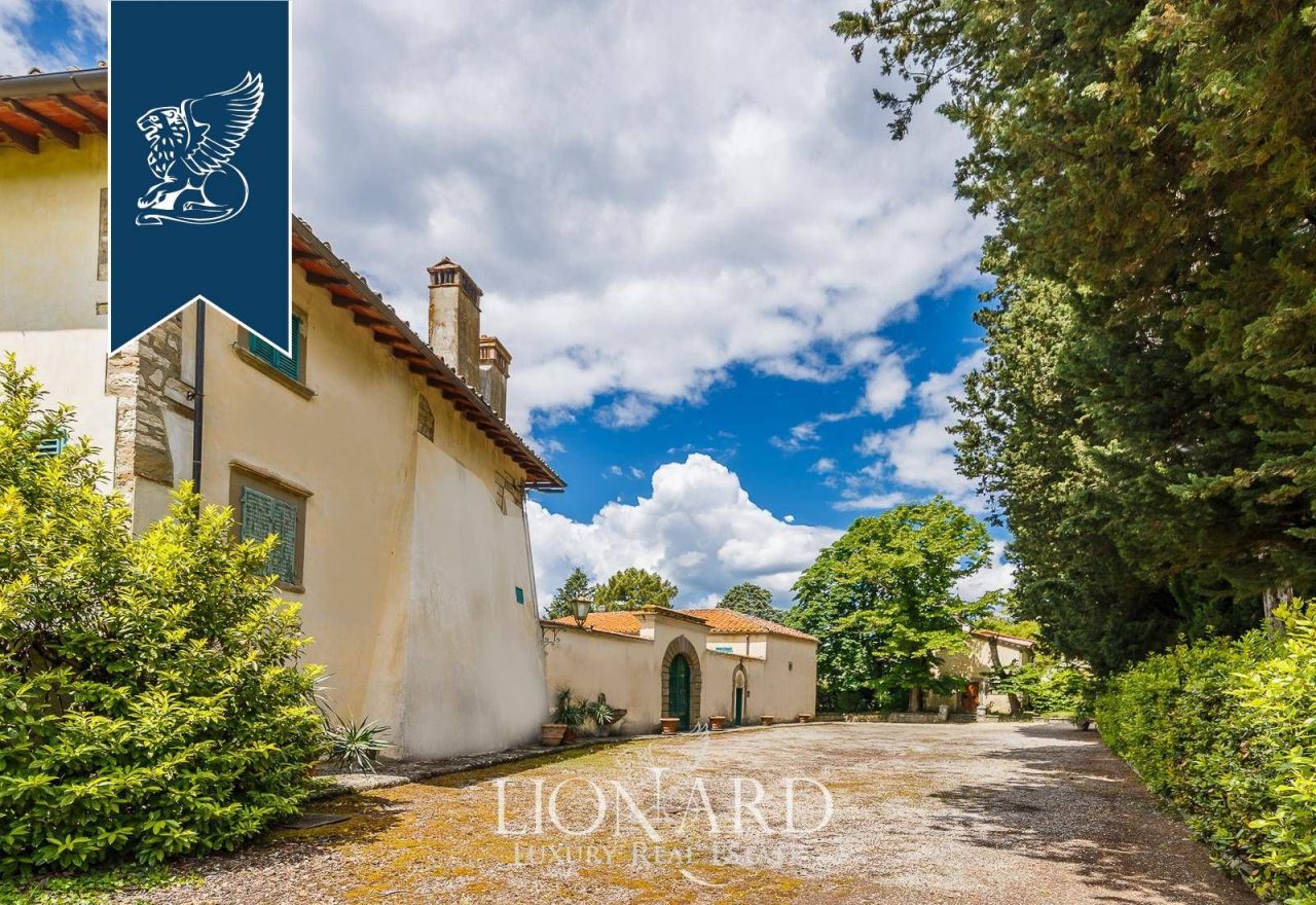 Villa a Firenze, Italia, 1 500 m² - foto 14