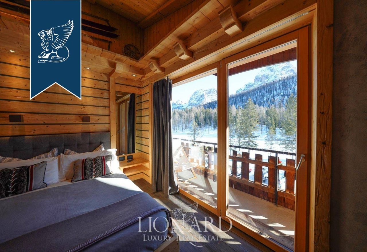 Hotel in Belluno, Italien, 1 200 m² - Foto 14