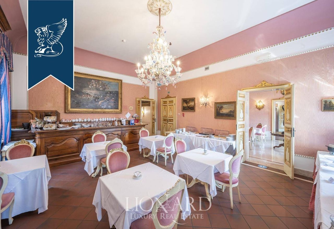 Hotel in Ferrara, Italy, 2 273 m² - picture 14