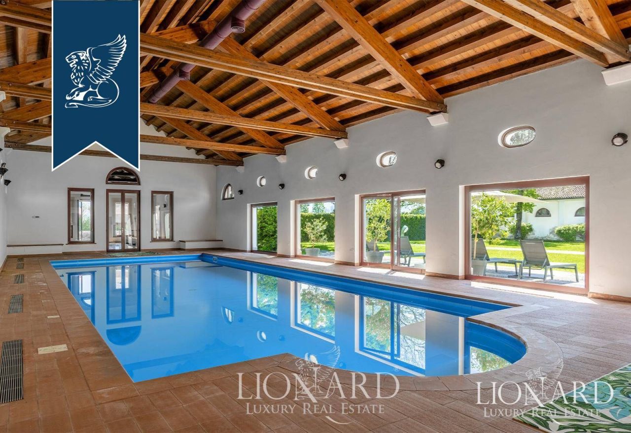 Villa in Belluno, Italien, 2 500 m² - Foto 14