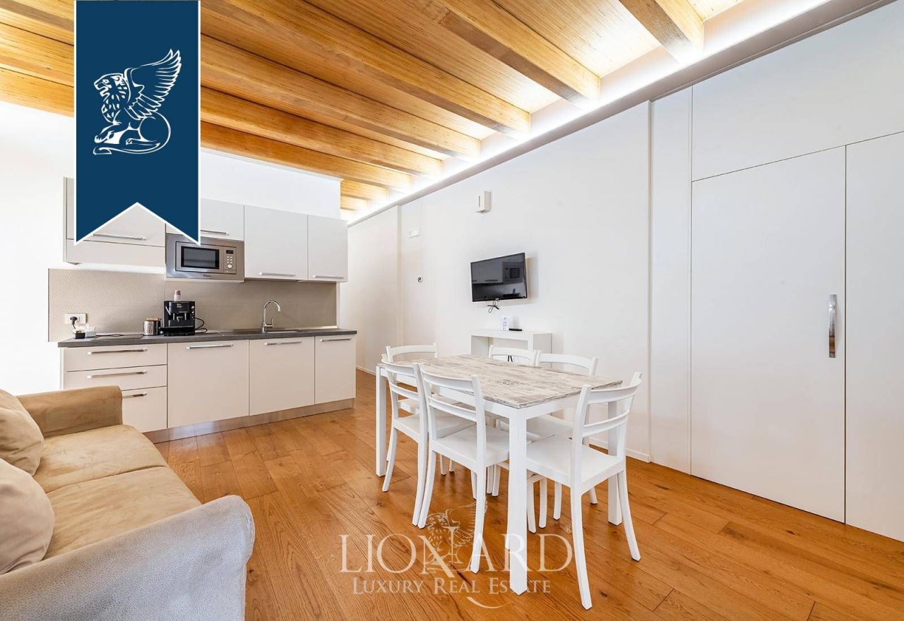 Casa en Monopoli, Italia, 700 m² - imagen 14