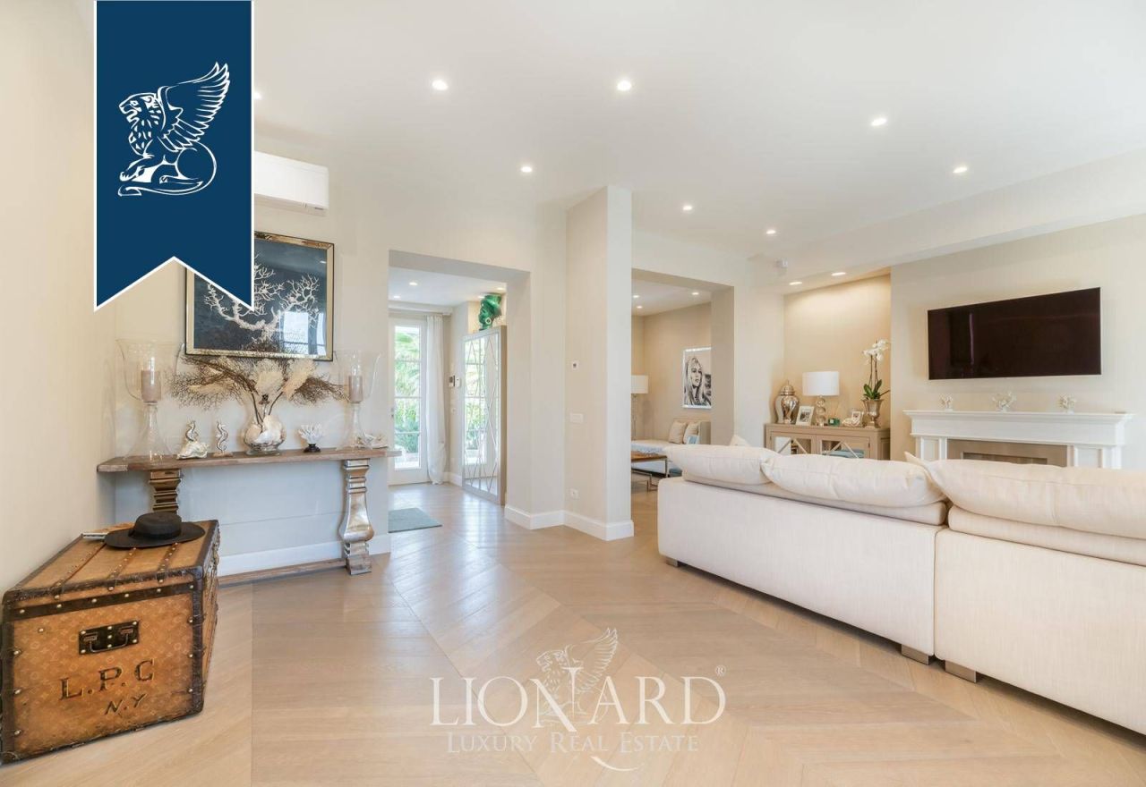 Villa in Pietrasanta, Italy, 350 m² - picture 14