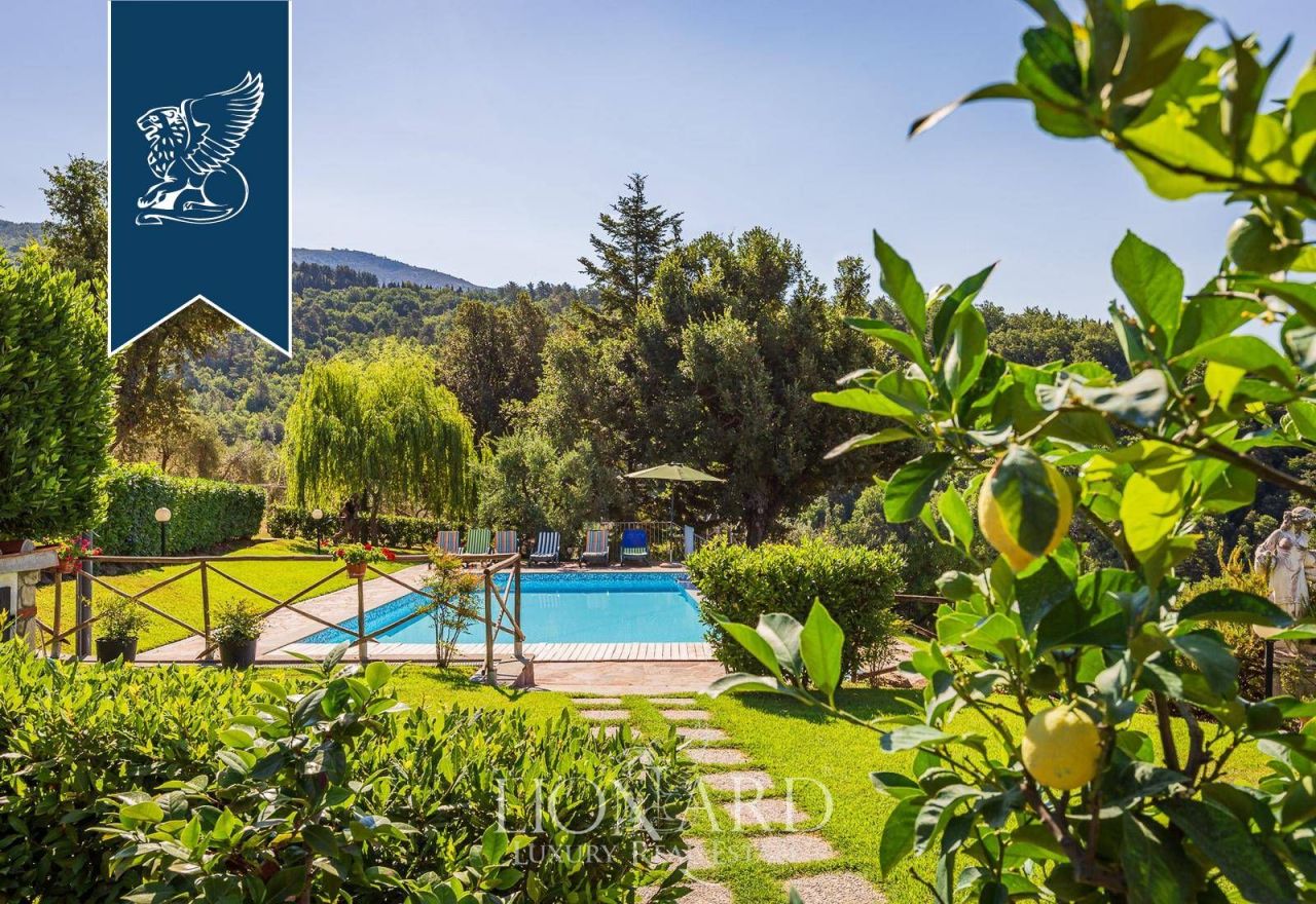 Farm in Florence, Italy, 500 m² - picture 14