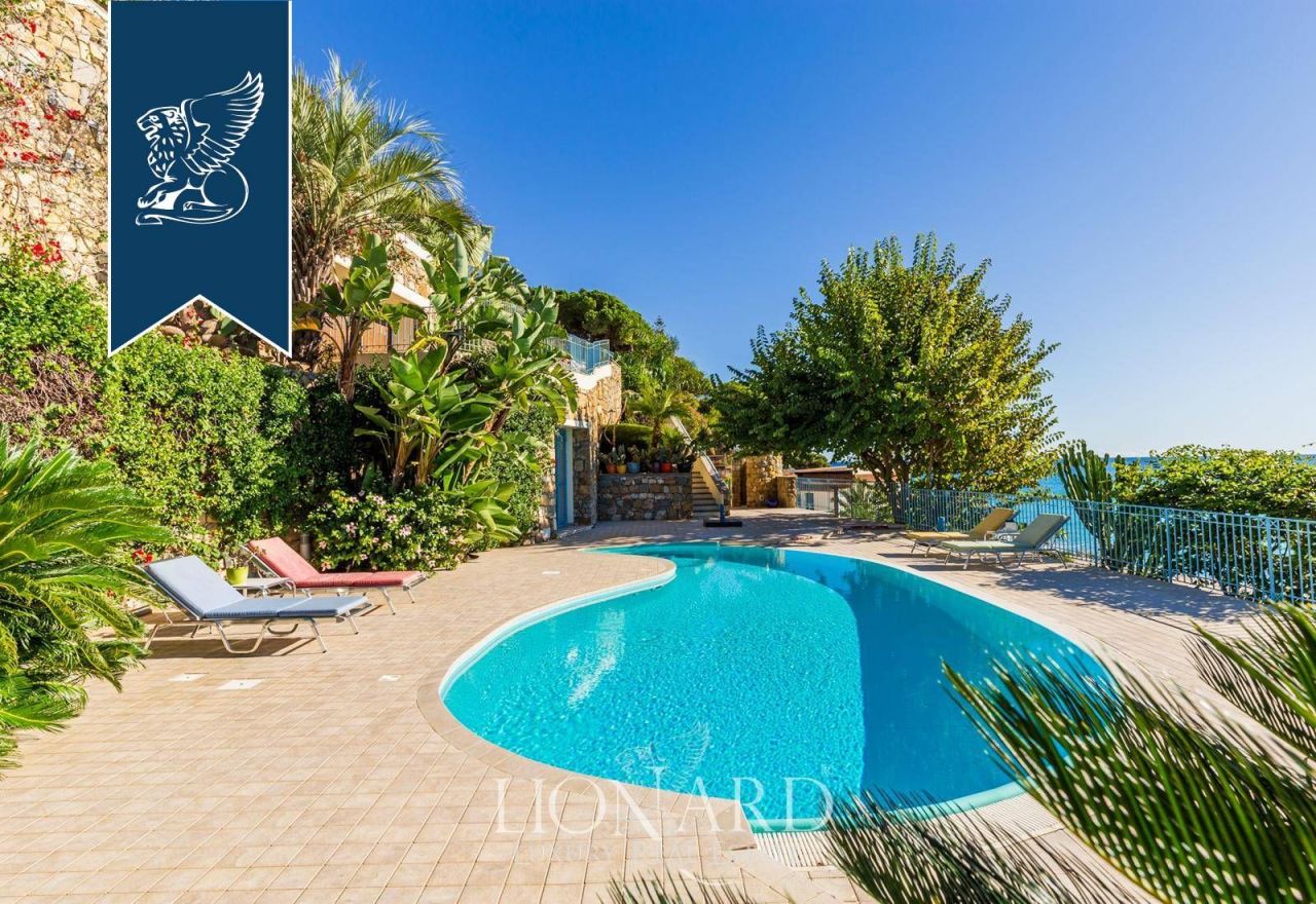 Villa in Ospedaletti, Italy, 450 m² - picture 14