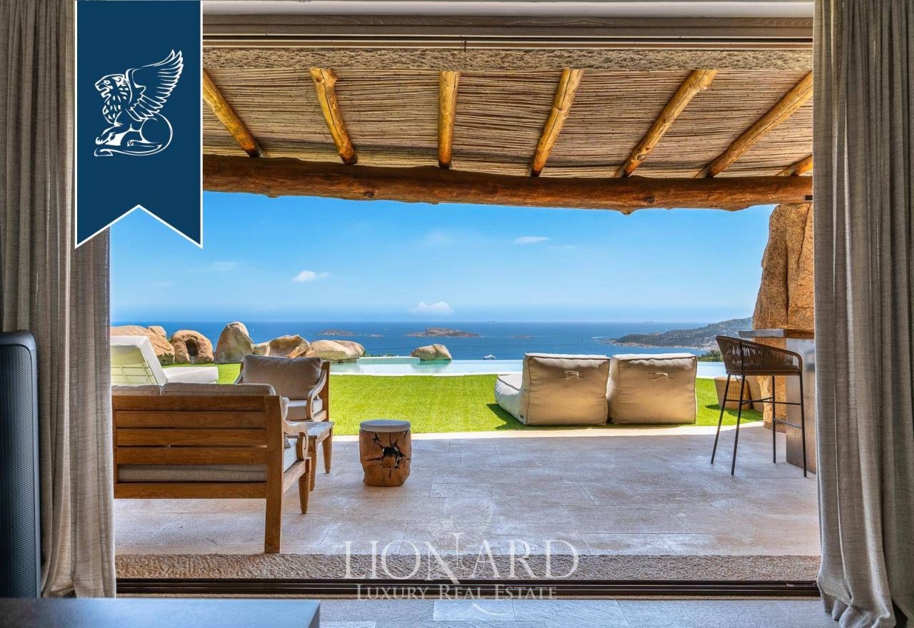 Villa in Porto Cervo, Italy, 203 m² - picture 14