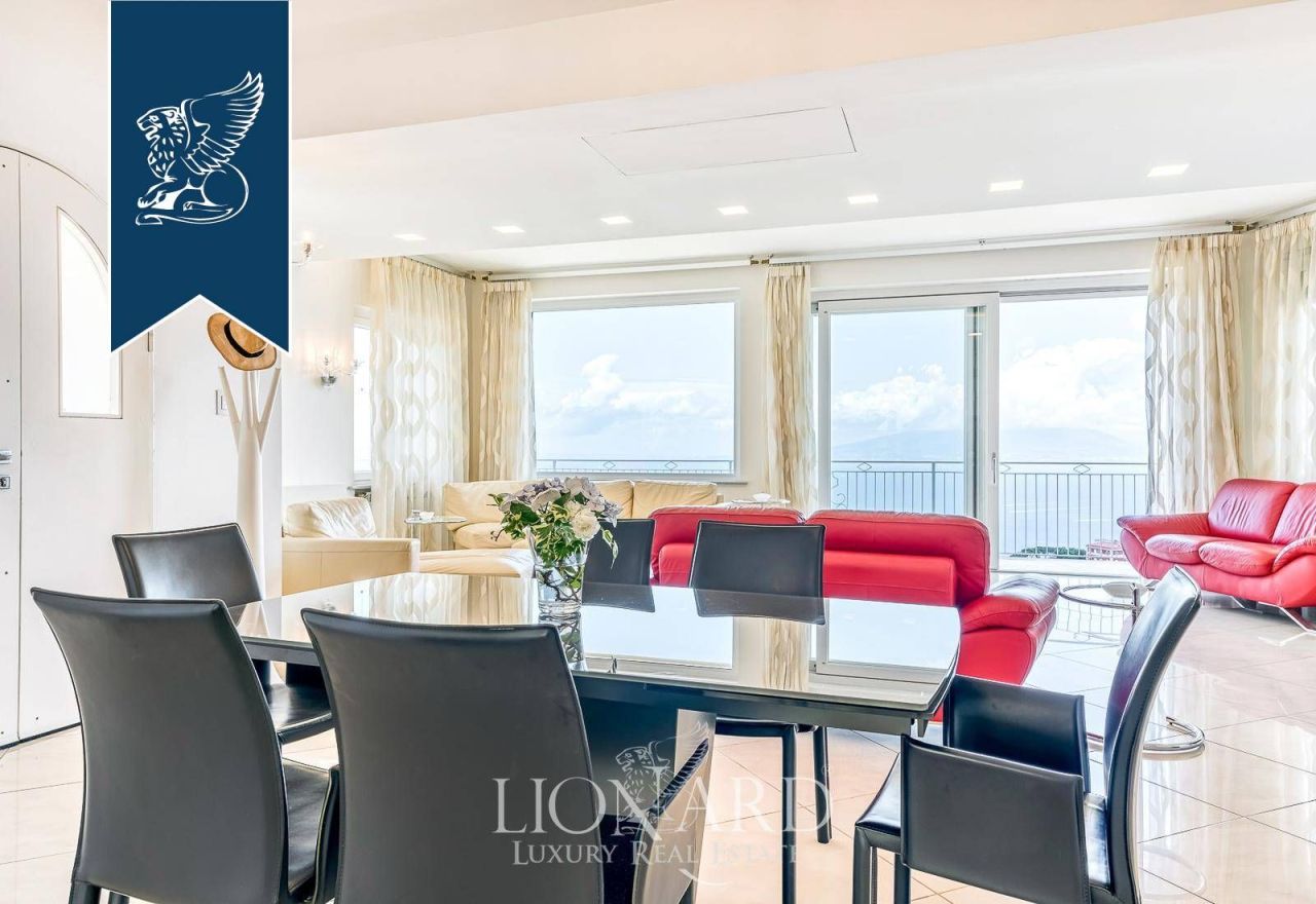 Villa en Nápoles, Italia, 430 m² - imagen 14