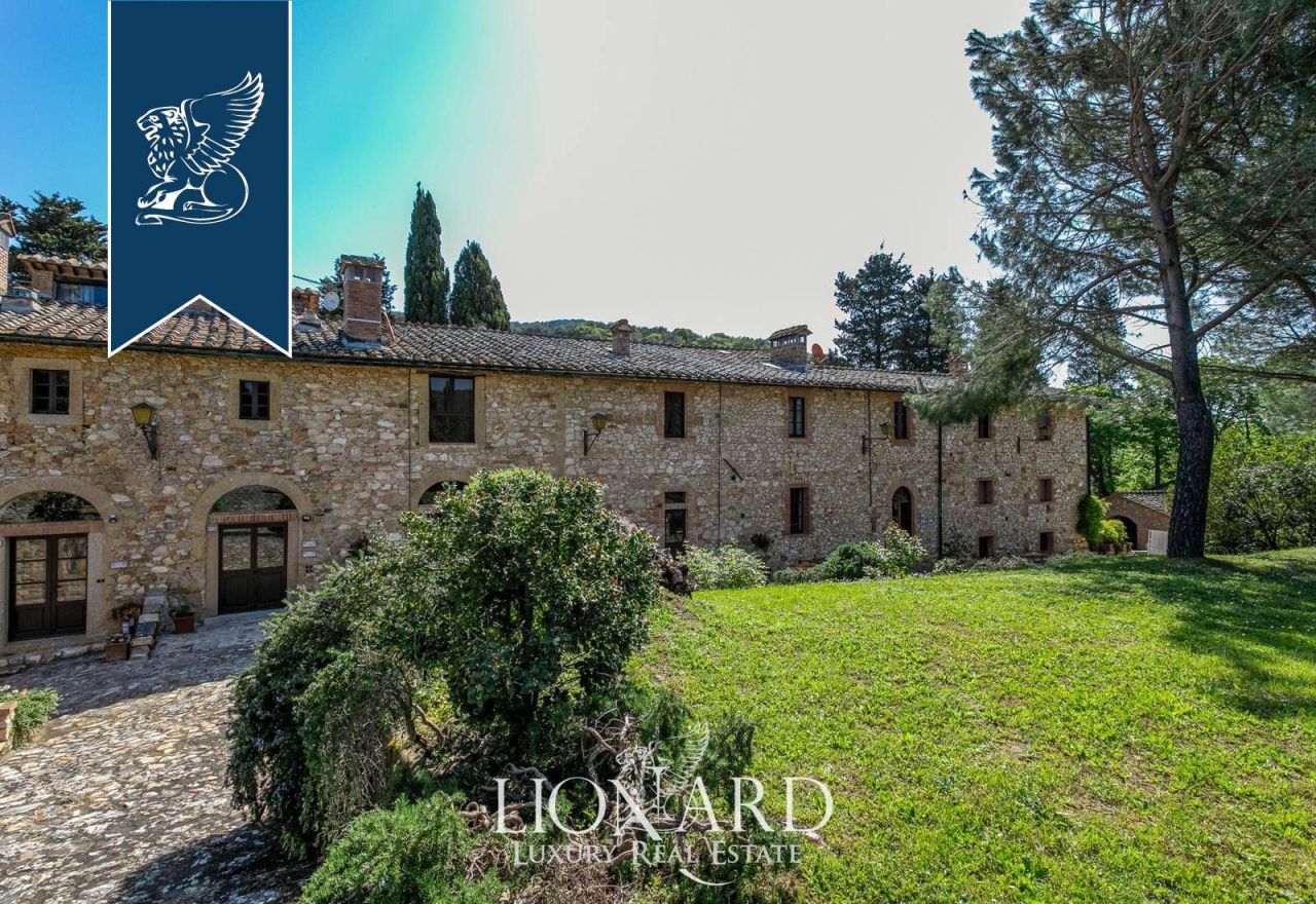 Casa en Siena, Italia, 1 900 m² - imagen 14