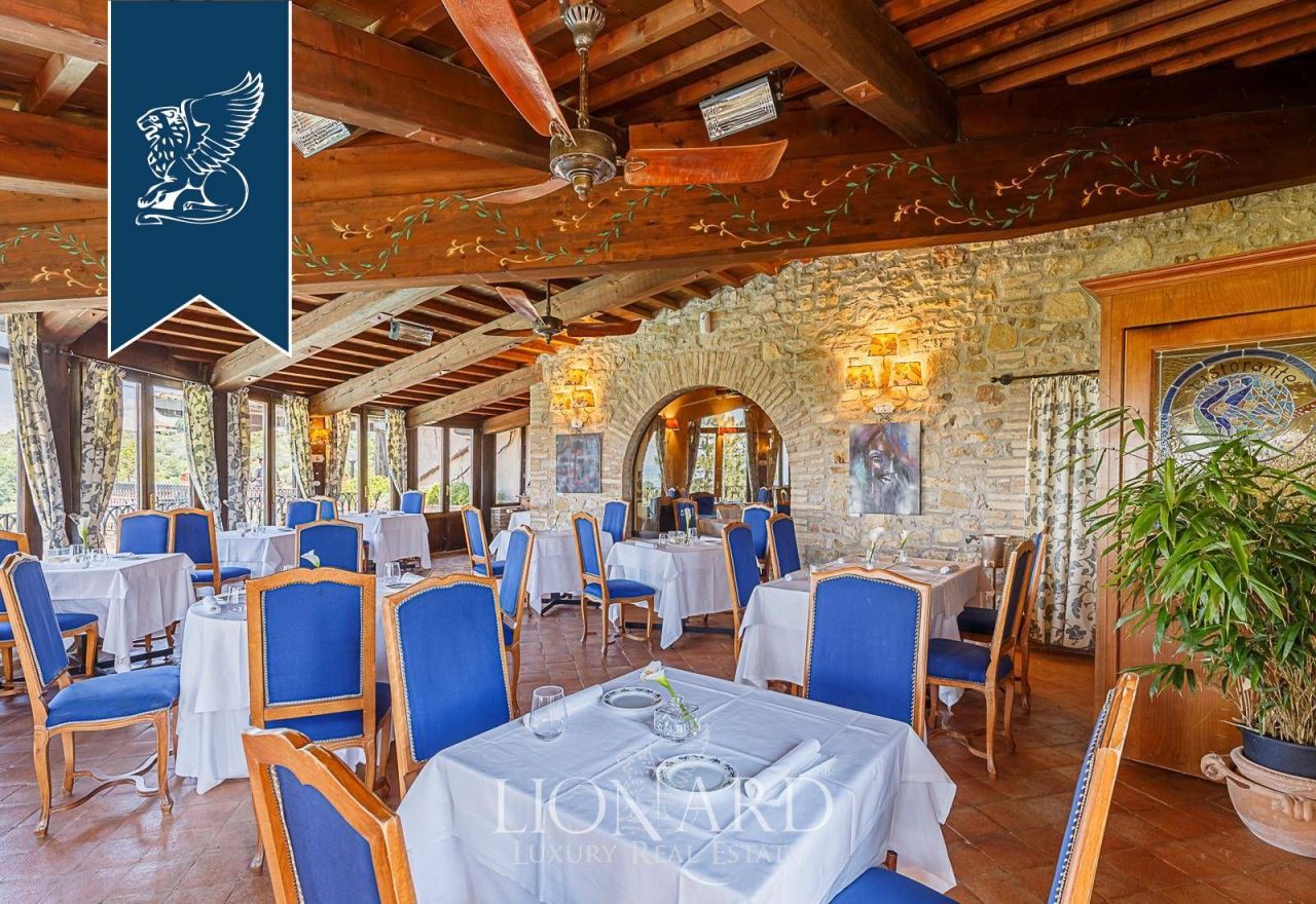 Casa en Collazzone, Italia, 5 800 m² - imagen 14