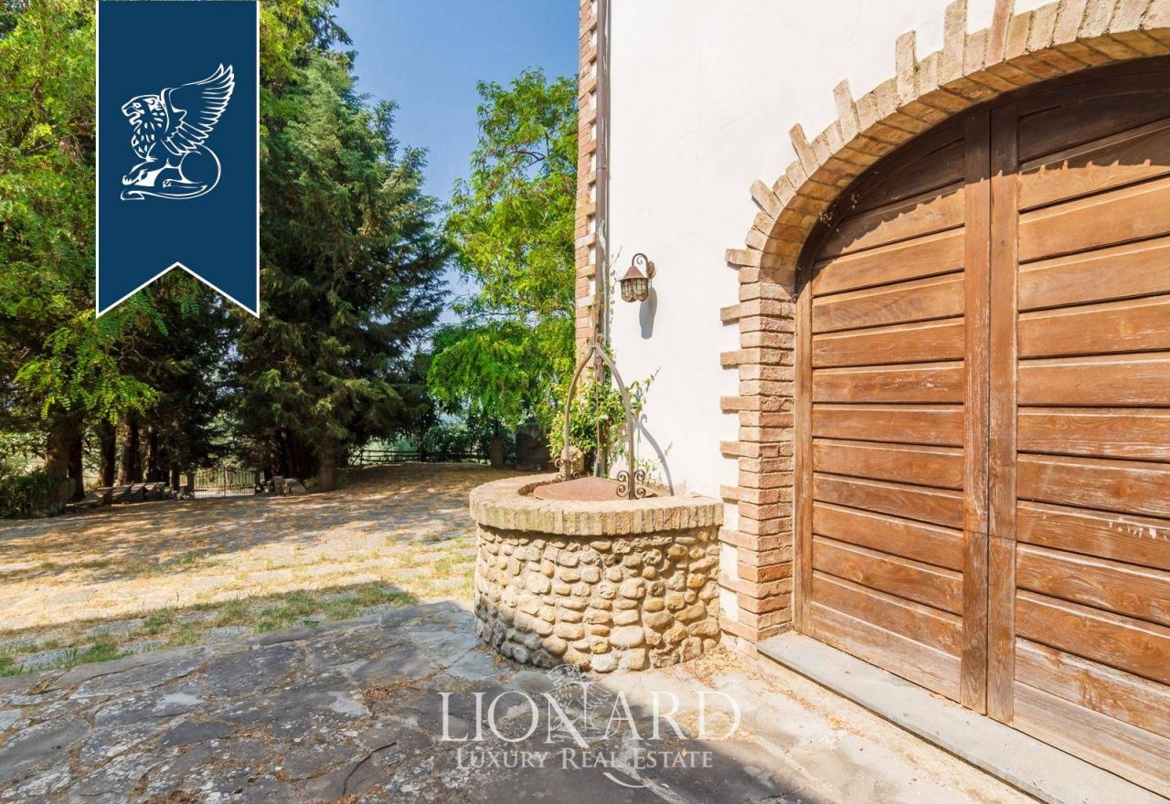 Granja en Montespertoli, Italia, 837 m² - imagen 14