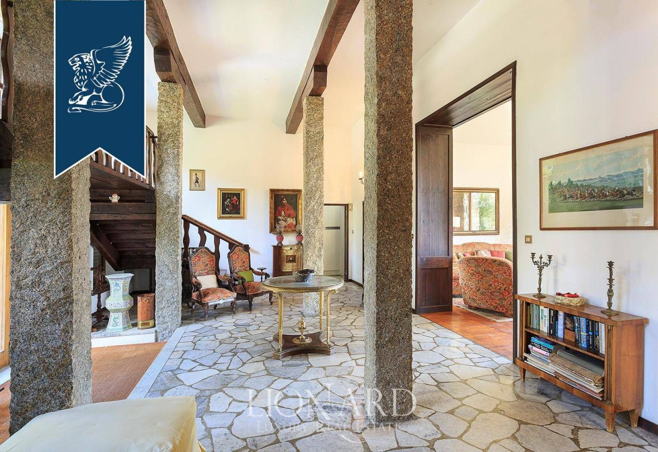 Villa in Baveno, Italy, 1 300 m² - picture 14