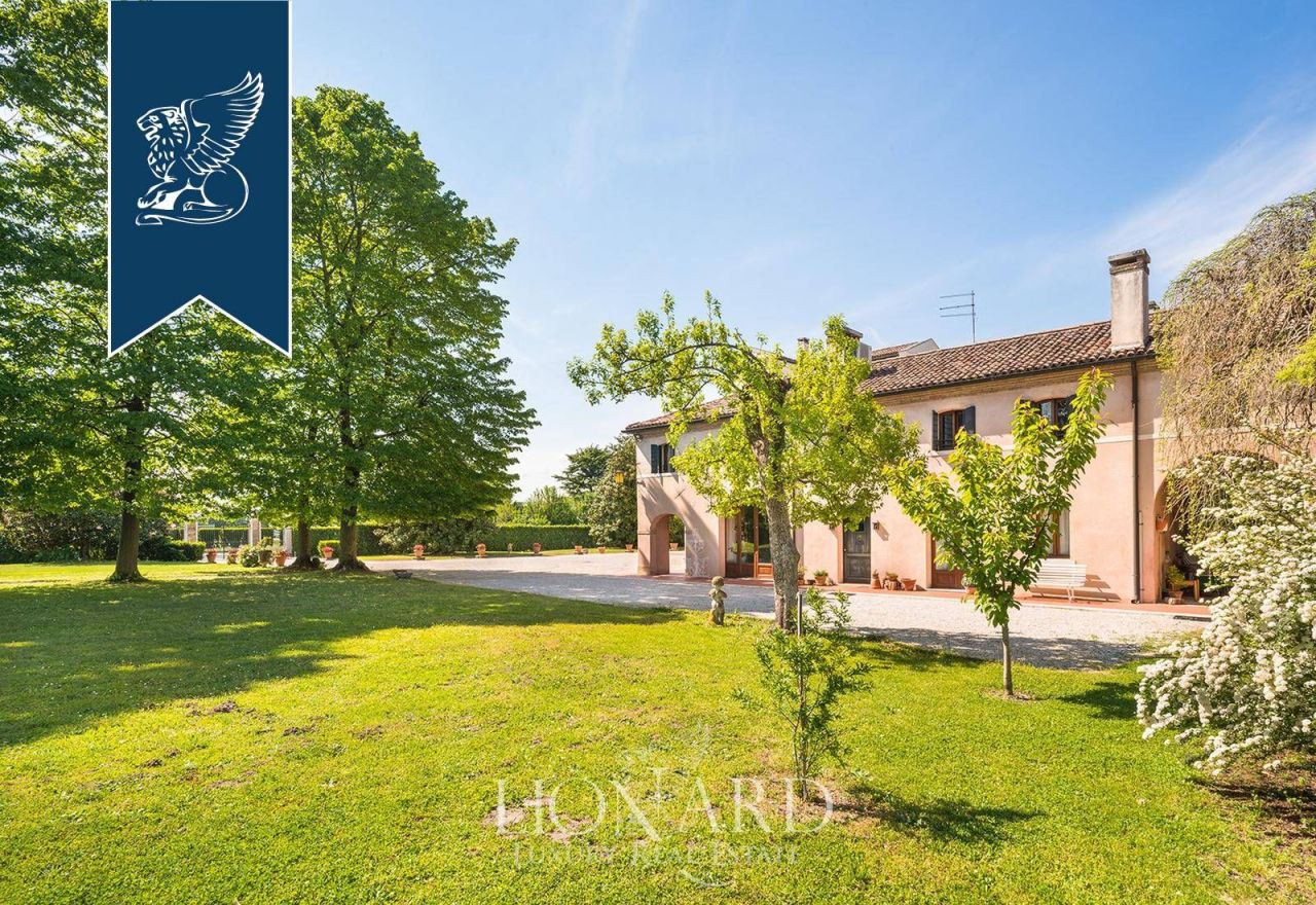 Villa à Trévise, Italie, 1 800 m² - image 13