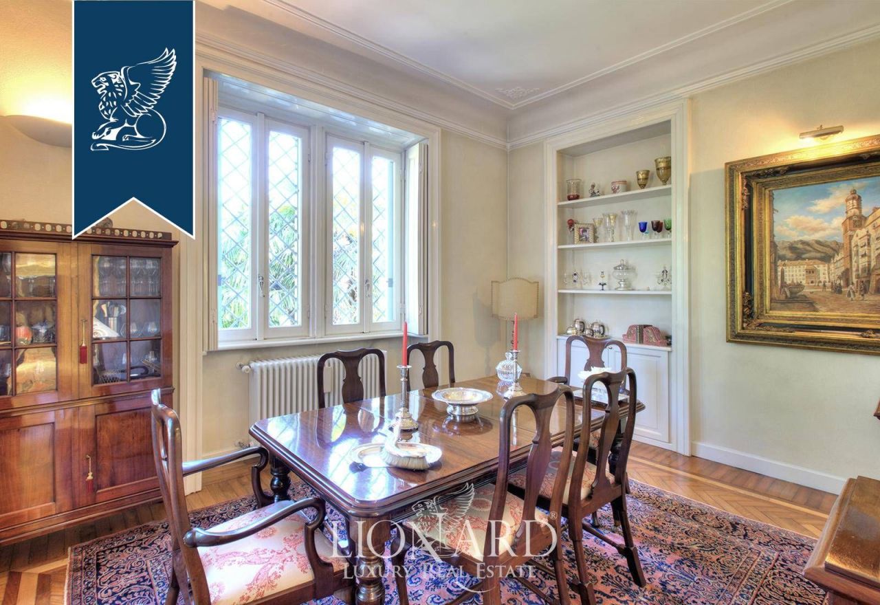 Villa in Varese, Italy, 550 m² - picture 13