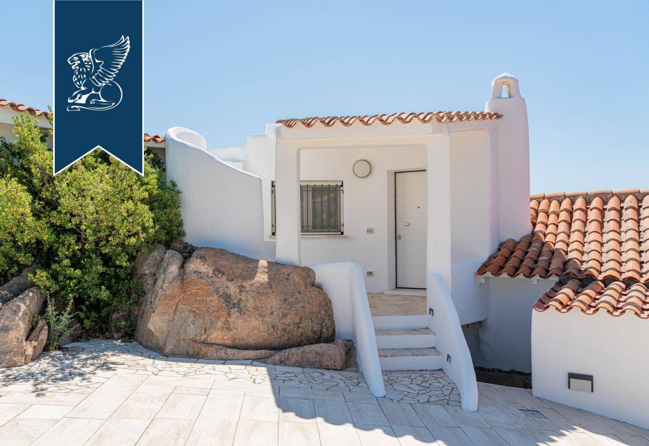 Villa in Palau, Italy, 253 m² - picture 13