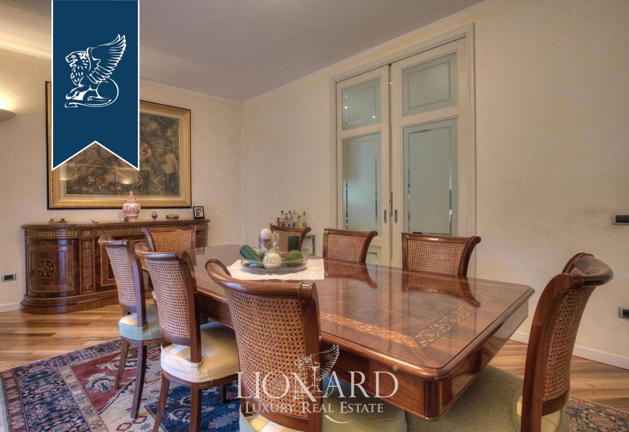 Villa en Como, Italia, 500 m² - imagen 13