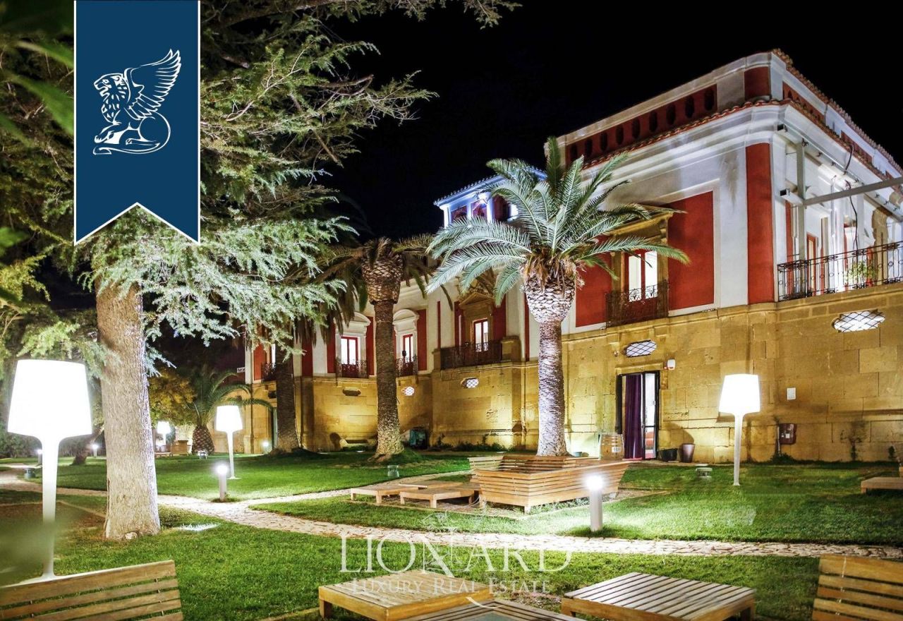 Villa a Caltanissetta, Italia, 1 700 m² - foto 13