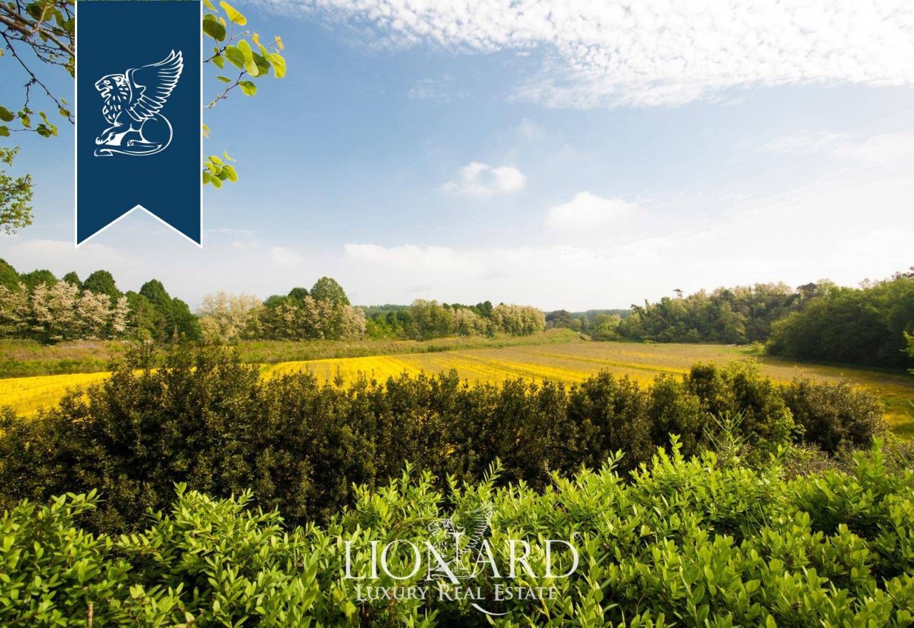 Villa in Lucca, Italy, 1 100 m² - picture 13