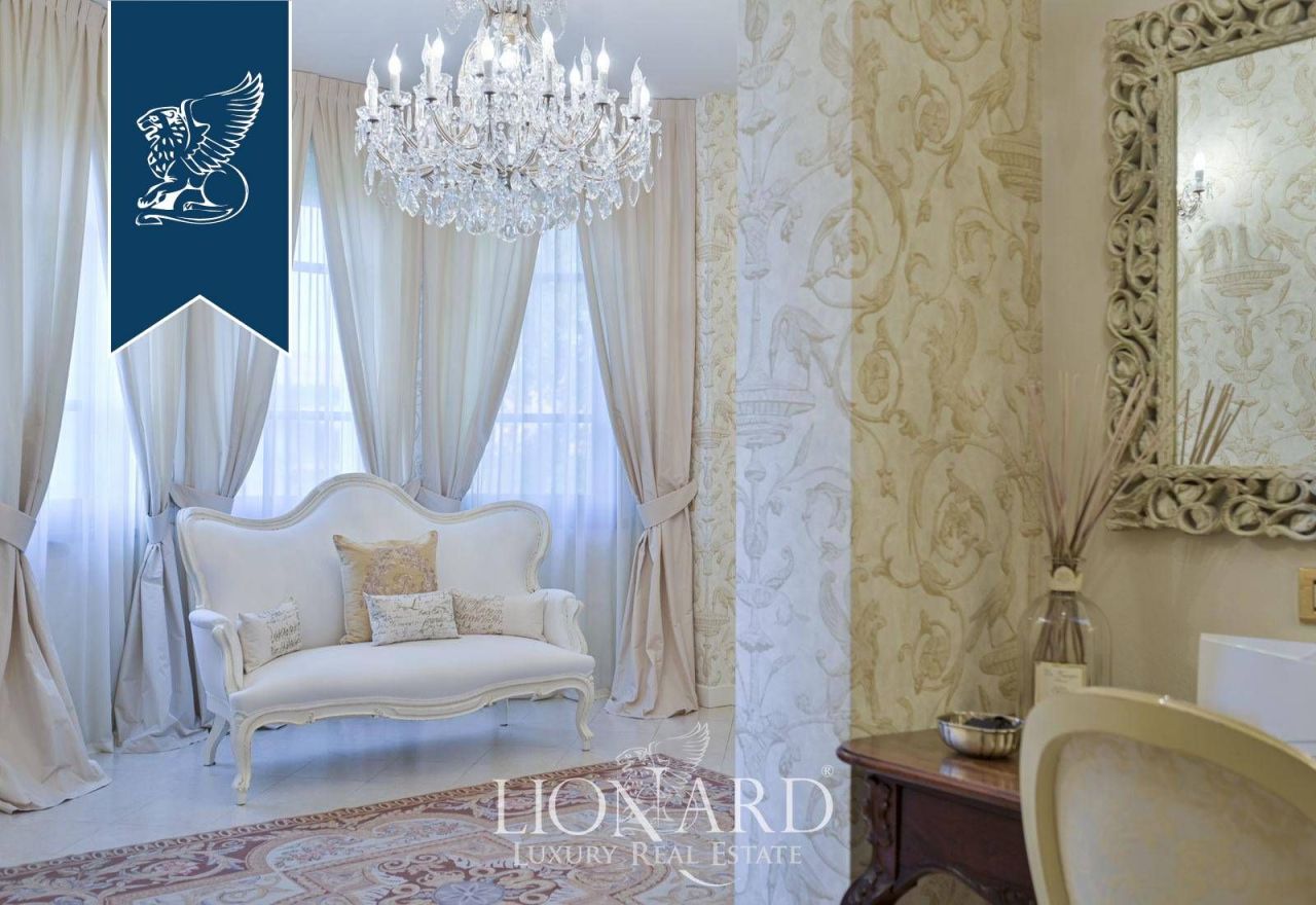 Villa à Brescia, Italie, 400 m² - image 13