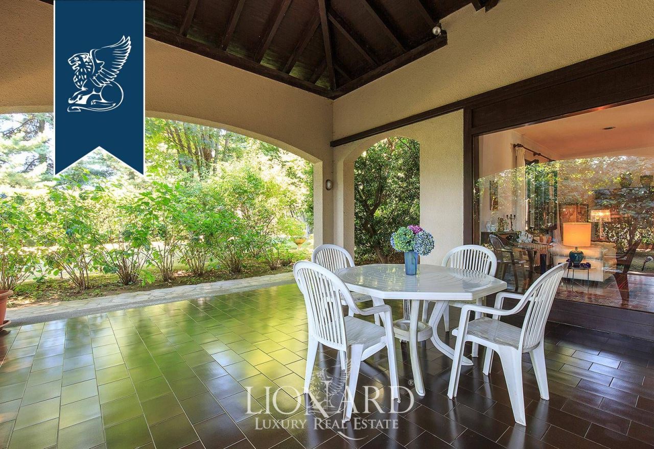 Villa a Varese, Italia, 330 m² - foto 15