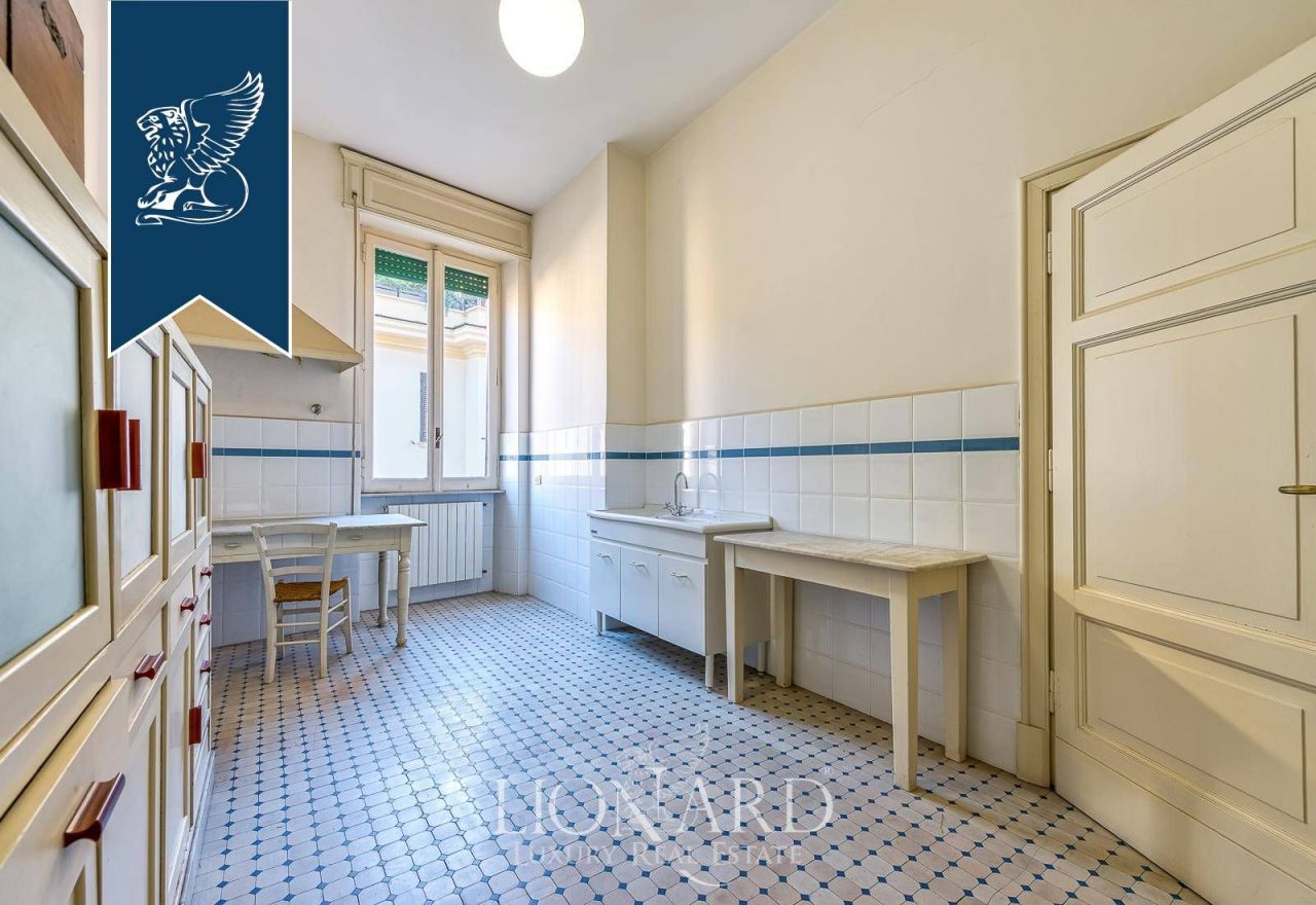 Apartment in Rome, Italy, 392 m² - picture 15