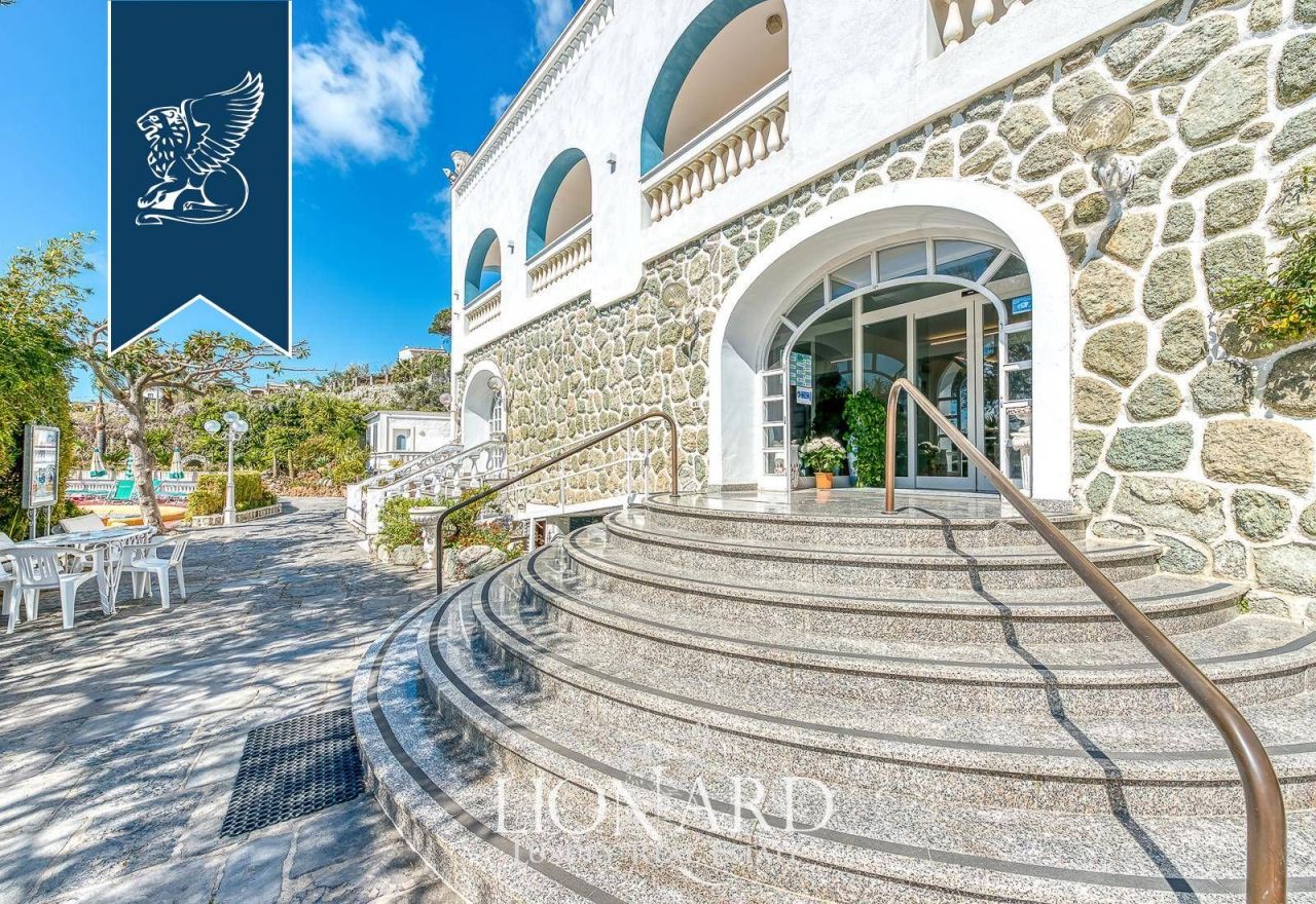 Hôtel à Naples, Italie, 7 456 m² - image 15