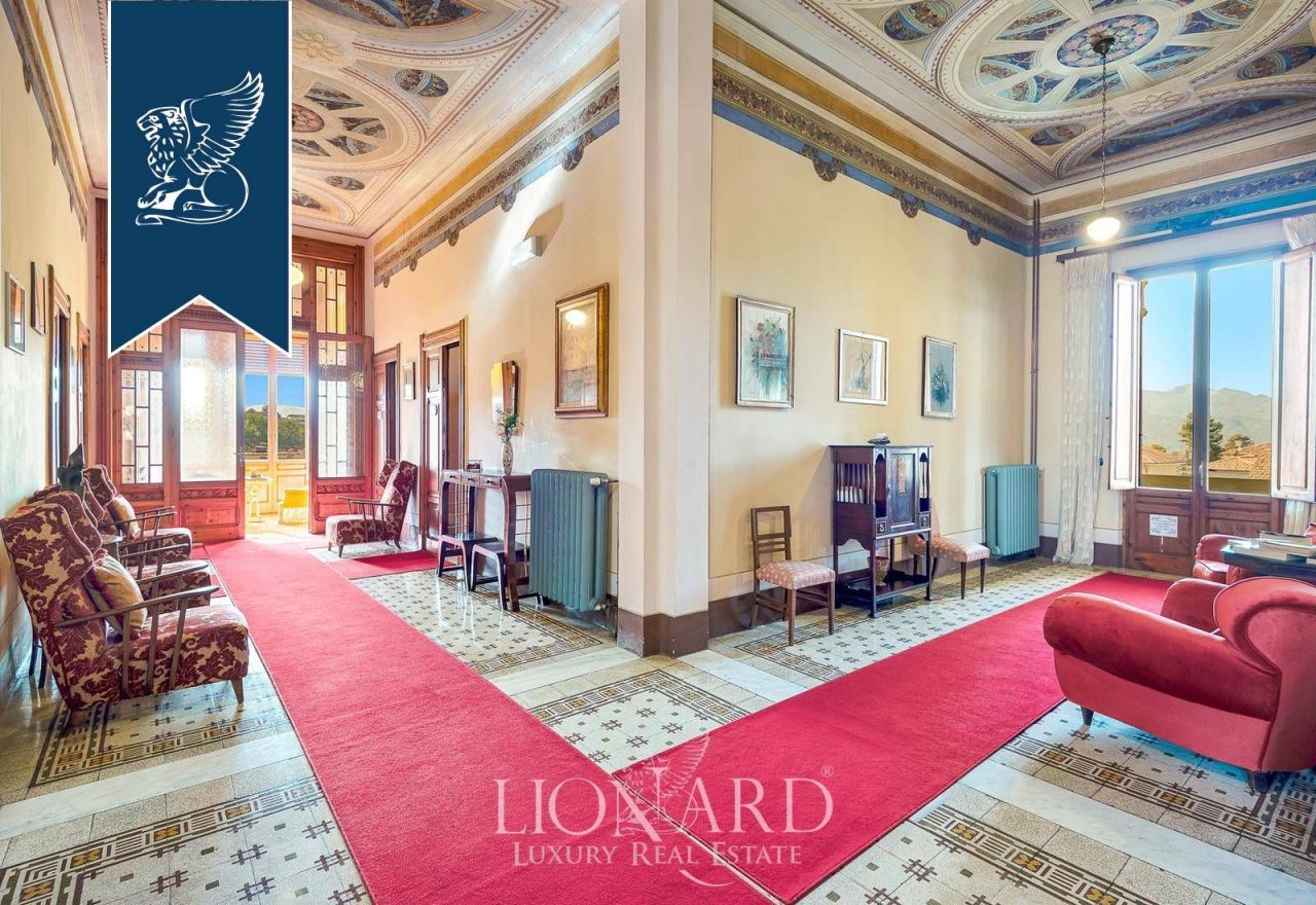 Hotel in Barga, Italy, 1 100 m² - picture 15