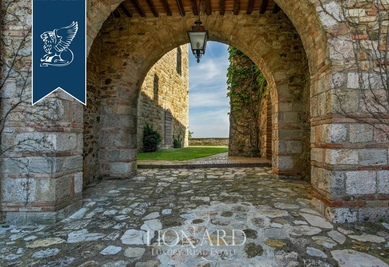 Castillo en Orbetello, Italia, 3 000 m² - imagen 15